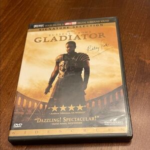 Dreamworks Gladiator DVD with Gold and Black Cover